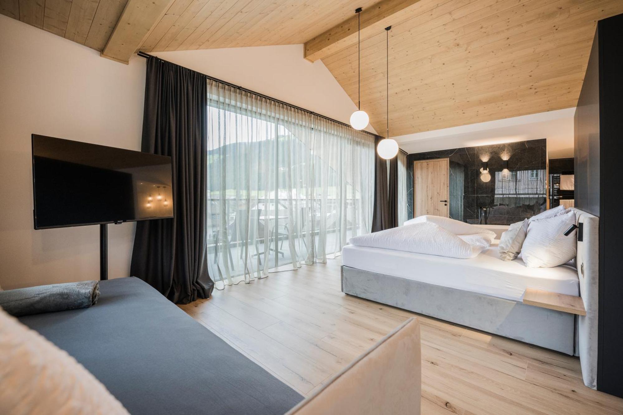 Montanaris Alpine - Active - Relax Hotel วิลลาบาสซา ภายนอก รูปภาพ